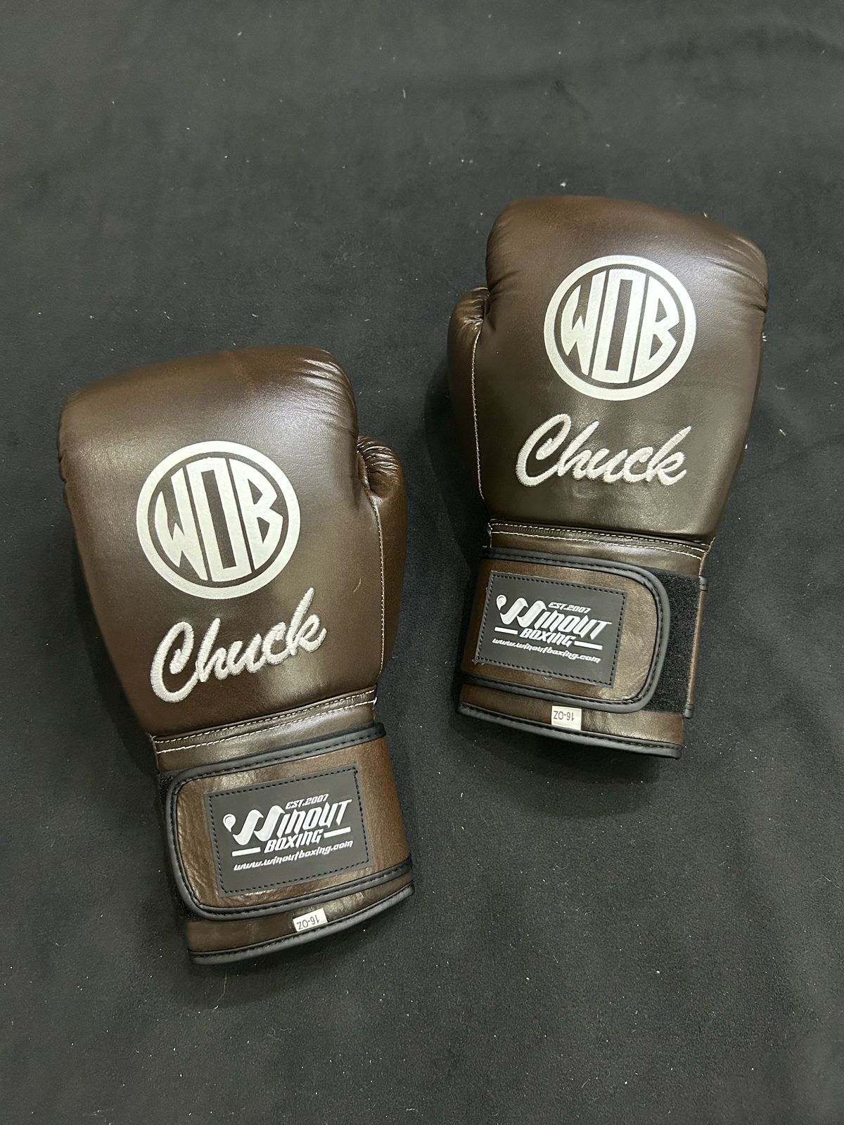 VINTAGE BROWN BOXING GLOVES PRO ELITE GLOVES 100% GENUINE COWHIDE LEATHER